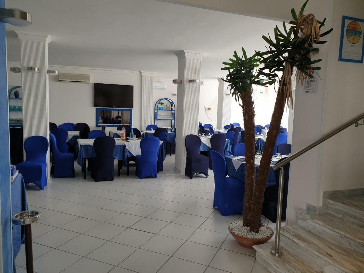 Hotel Caraibisiaco Sul Mare 贝瓦尼亚圣彼得 外观 照片